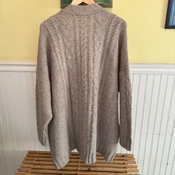 Lane Bryant Womens Plus Size 26/28 Beige Cable Knit Button-Front Cardigan Sweate - Picture 2 of 5